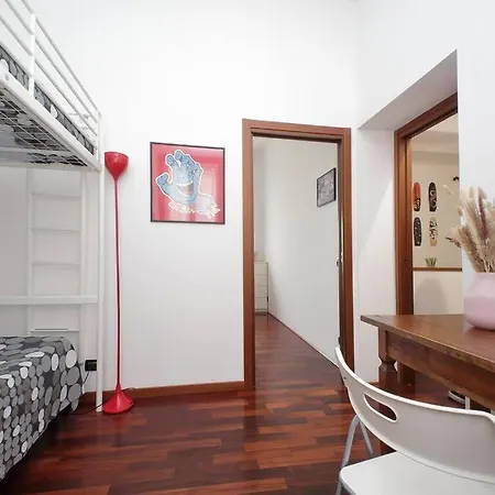 Apartman Vatican Skate House *