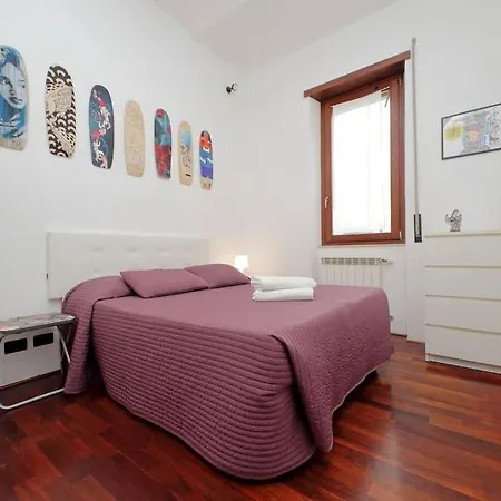 Vatican Skate House Апартаменты