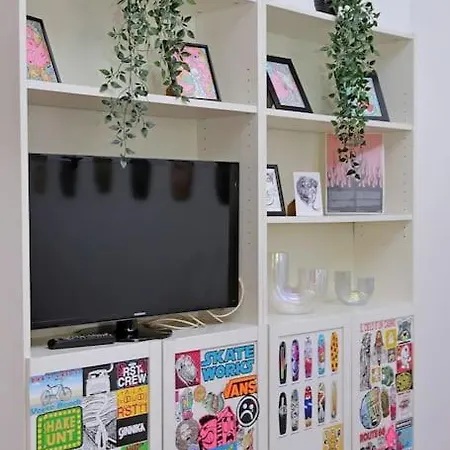 Vatican Skate House Апартаменты